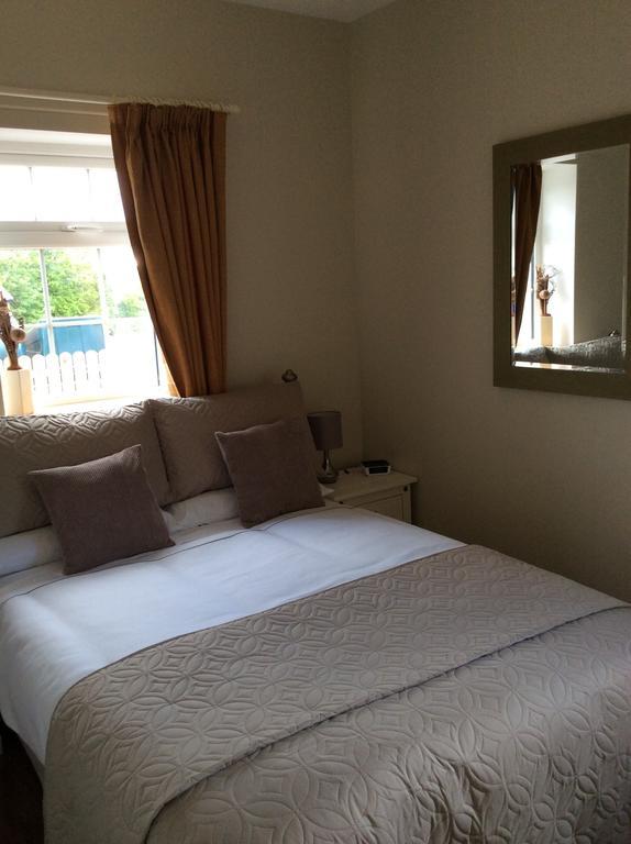 Glenvale Self Catering Guest House Riverstown  Exterior foto